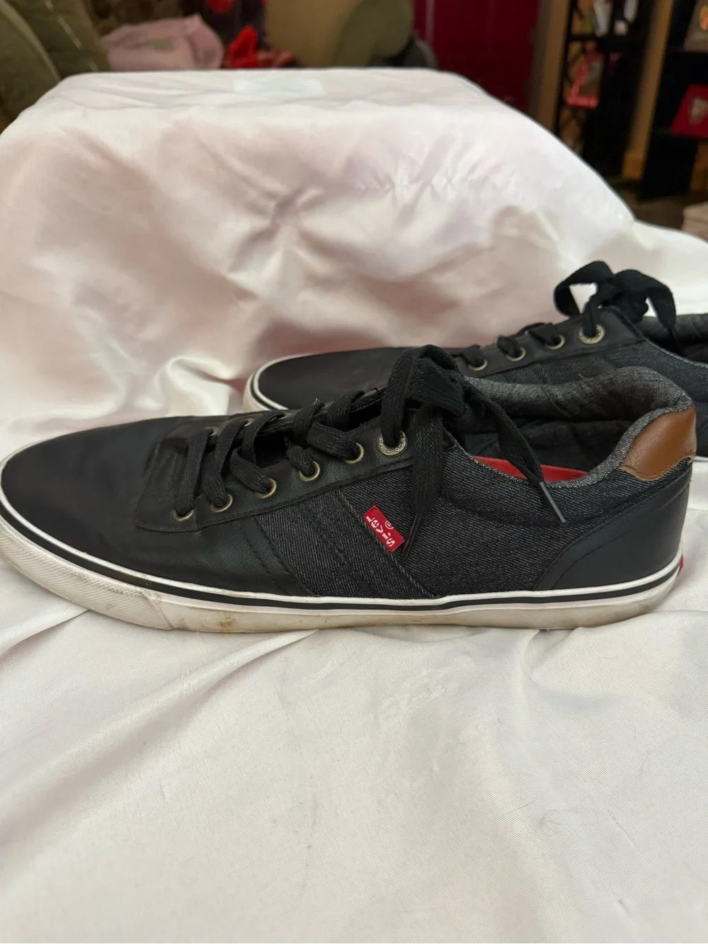 Levi's Black and Brown Low-Top Lace-Up Sneakers- size 11